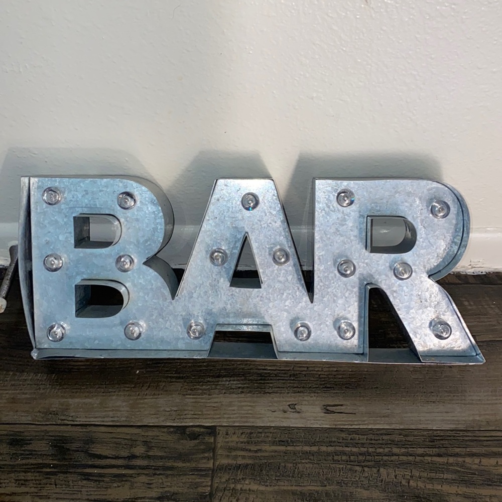Light up bar light